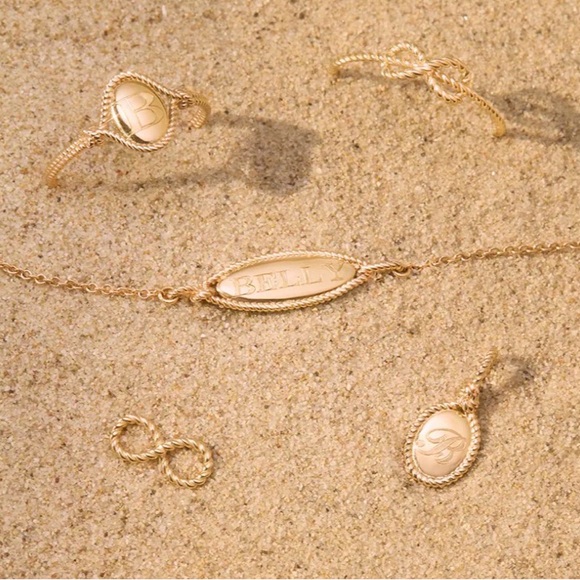 Catbird Love Knot 14k Gold Infinity Charm (From Amazon’s Summer I Turned Pretty) - Picture 12 of 14